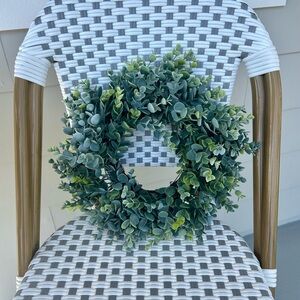 14” Artificial Boxwood Green Eucalyptus Wreath Door Decoration